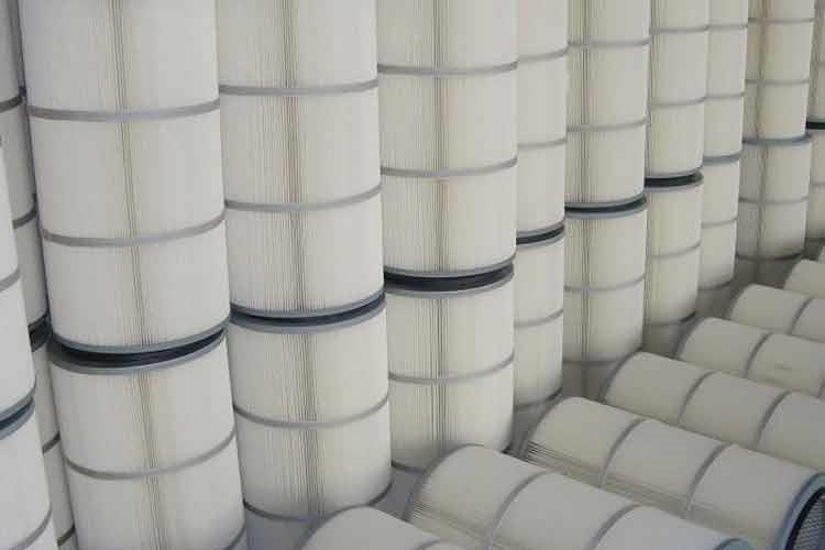 工业爱游戏网页登录_爱游戏（中国）选型选择时应考虑滤料捕集指定粉尘的性能、耐气体和粉尘腐蚀的能力、耐高温的能力等
